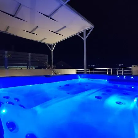 Magnolia City-jacuzzi Willa Argostoli (Kefalonia)