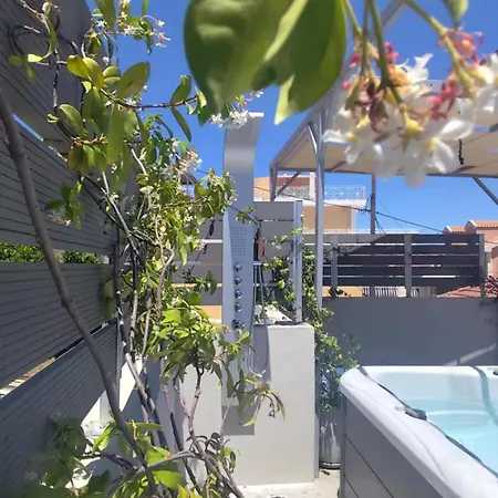 Private Magnolia City-jacuzzi Villa